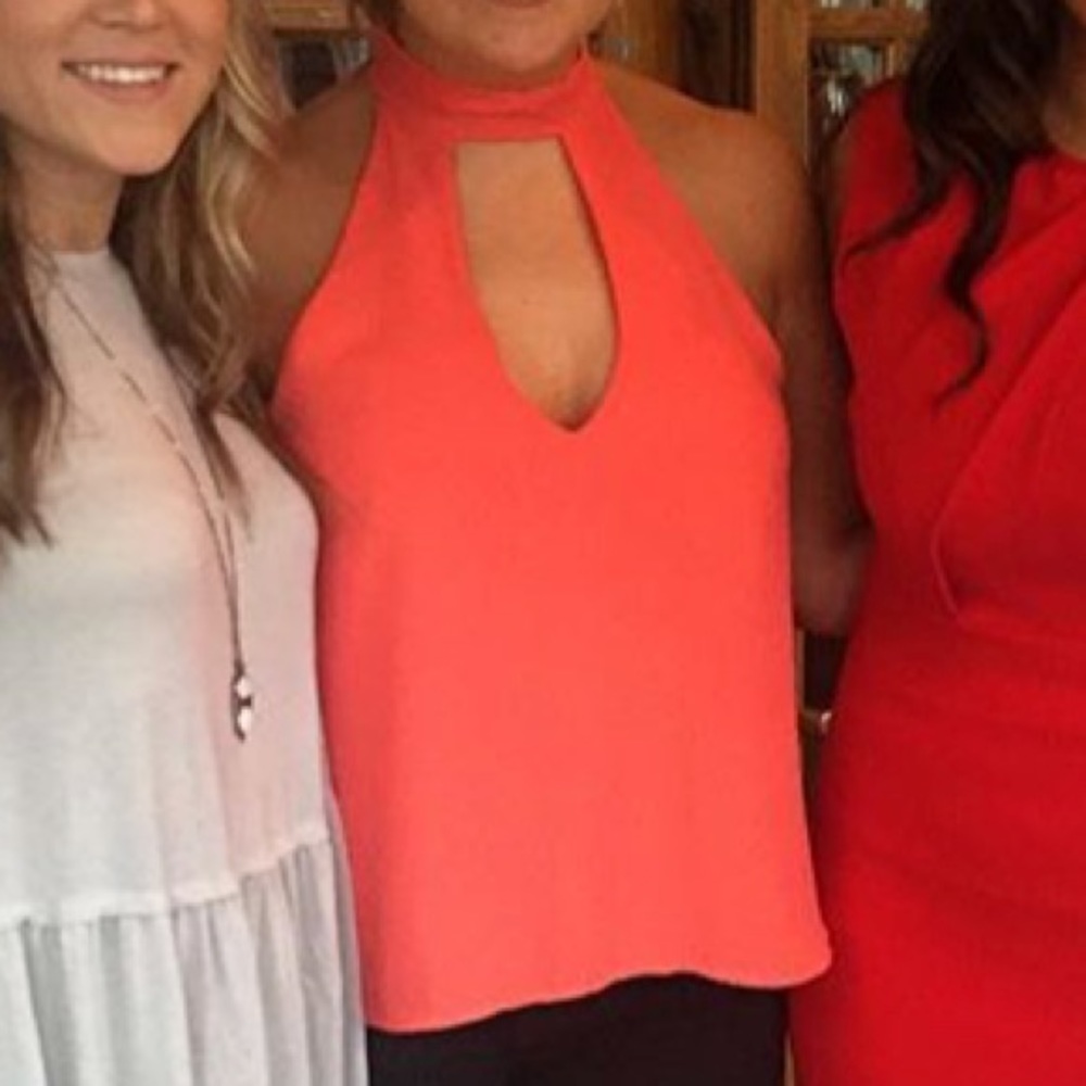 High neck tank